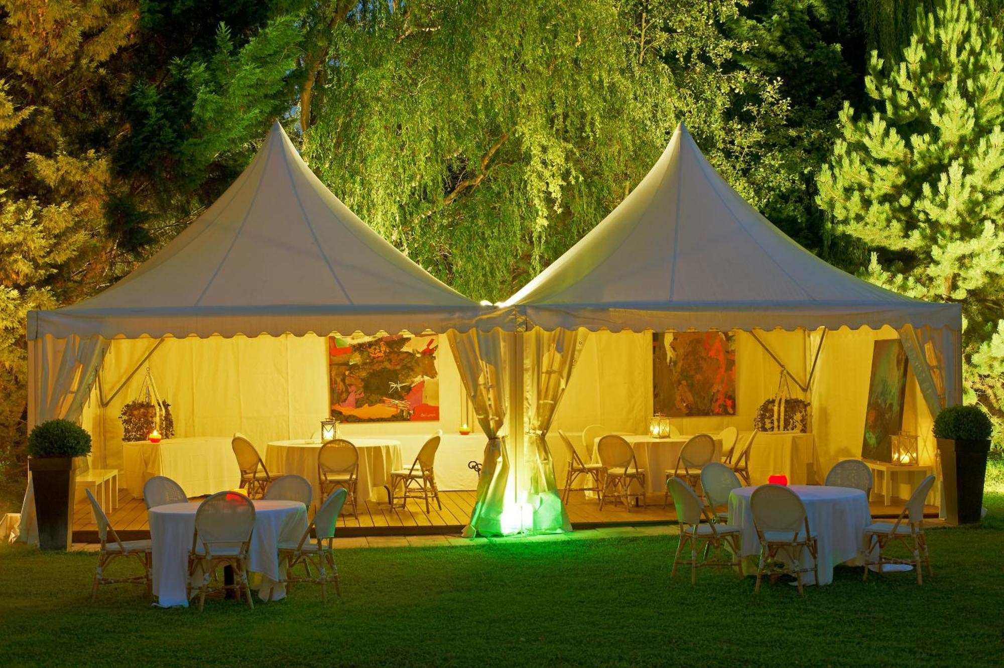 Hotel Les Jardins D'Adalric Obernai Esterno foto